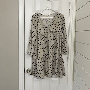 Black and white dress cute! Flowy!